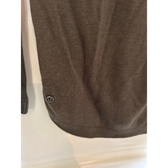 Women's Lululemon Olive Green Orange Long Sleeve lightweight Sweater, XS - Picture 4 of 6